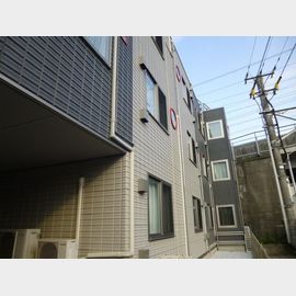 多摩川駅より徒歩11分 3階 築15年10ヶ月の賃貸物件