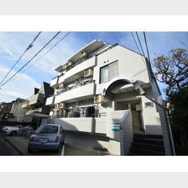 三軒茶屋駅より徒歩7分 築34年4ヶ月 3階建の賃貸物件