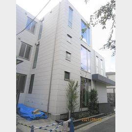 駒沢大学駅より徒歩9分 2階 築4年10ヶ月の賃貸物件
