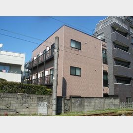 松陰神社前駅より徒歩3分 2階 築19年11ヶ月の賃貸物件