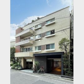 六本木駅より徒歩4分 4階 築56年4ヶ月の賃貸物件
