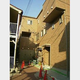 シャーメゾン和光 2階 築18年8ヶ月の賃貸物件