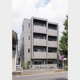 等々力駅より徒歩17分 築2年2ヶ月 4階建の賃貸物件
