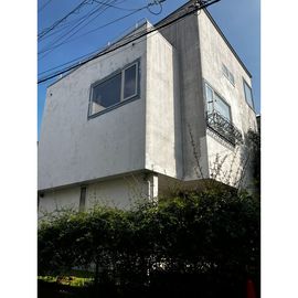 中目黒駅より徒歩9分 1階 築11年6ヶ月の賃貸物件