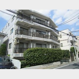 Ｄ—Ｒホームズ経堂５丁目 3階 築33年8ヶ月の賃貸物件