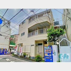 カーサ鈴木 3階 築39年8ヶ月の賃貸物件
