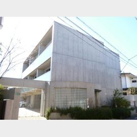 駒沢大学駅より徒歩9分 築16年2ヶ月 3階建の賃貸物件