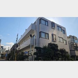 麻布十番駅より徒歩7分 3階 築35年6ヶ月の賃貸物件