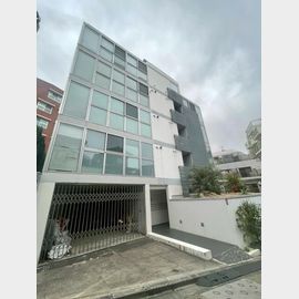 COMFOURTIS 1階 築18年10ヶ月の賃貸物件