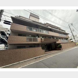 広尾駅より徒歩4分 7階 築56年の賃貸物件