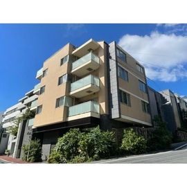 コンフォール池田山 1階 築10年11ヶ月の賃貸物件