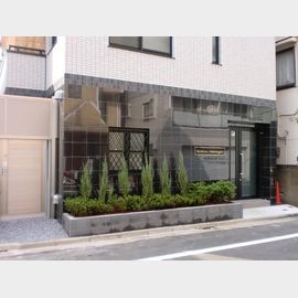 中目黒駅より徒歩9分 地下1階 築12年の賃貸物件