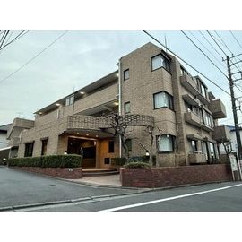 駒沢大学駅より徒歩14分 1階 築36年の賃貸物件