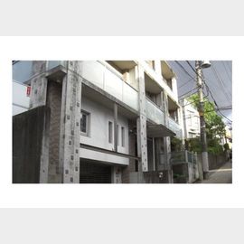 代々木上原駅より徒歩8分 1階 築22年10ヶ月の賃貸物件