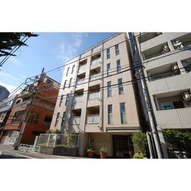 代々木駅より徒歩7分 1階 築22年2ヶ月の賃貸物件