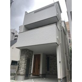 三軒茶屋駅より徒歩8分 築4年1ヶ月 3階建の賃貸物件
