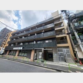 麻布十番駅より徒歩2分 5階 築45年5ヶ月の賃貸物件