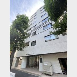 乃木坂駅より徒歩9分 3階 築42年2ヶ月の賃貸物件