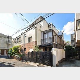 六本木駅より徒歩9分 3階 築37年3ヶ月の賃貸物件