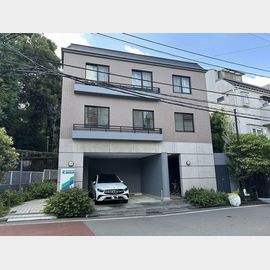 麻布十番駅より徒歩8分 3階 築27年3ヶ月の賃貸物件