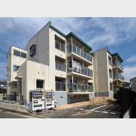 霞ヶ丘レジデンスの賃貸物件