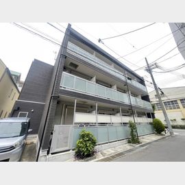 摩耶駅より徒歩7分 築7年8ヶ月 3階建の賃貸物件