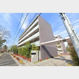 綾瀬駅より徒歩6分 築9年9ヶ月 5階建の賃貸物件