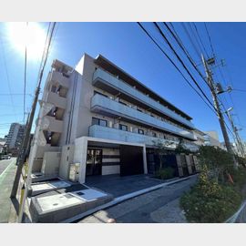 金町駅より徒歩10分 3階 築2年9ヶ月の賃貸物件