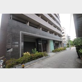 甲子園駅より徒歩6分 8階 築17年1ヶ月の賃貸物件