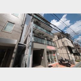 甲東園駅より徒歩1分 4階 築30年の賃貸物件