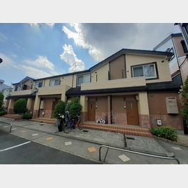 新石切駅よりバス9分 築21年2ヶ月 2階建の賃貸物件