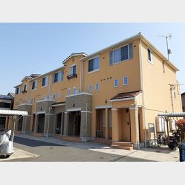 八尾駅より徒歩14分 築13年9ヶ月 3階建の賃貸物件