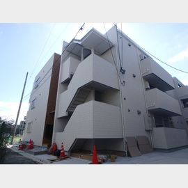 LivingLife長瀬 2階 築6年7ヶ月の賃貸物件