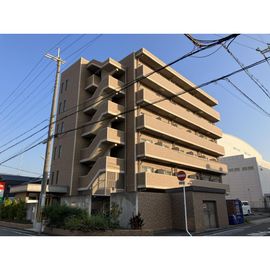 アーバンライブ 3階 築20年5ヶ月の賃貸物件