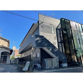 laluce 1階 築13年2ヶ月の賃貸物件