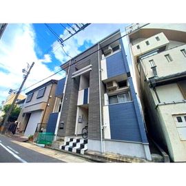 カーサ フェリーチェW 2階 築11年の賃貸物件