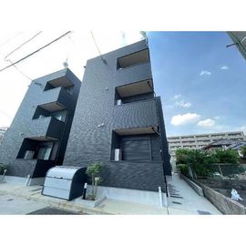 鶴里駅より徒歩7分 1階 築3年10ヶ月の賃貸物件