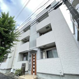 オウルージュ鶴里駅前 2階 築14年1ヶ月の賃貸物件