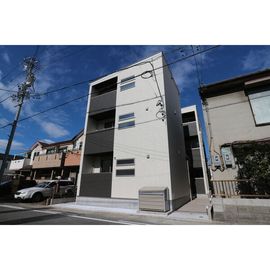 黒川駅より徒歩8分 1階 築4年2ヶ月の賃貸物件