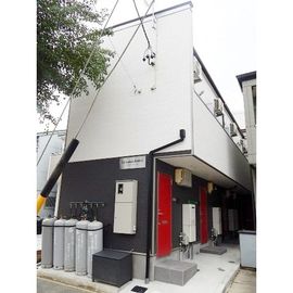 道徳駅より徒歩8分 築8年8ヶ月 2階建の賃貸物件