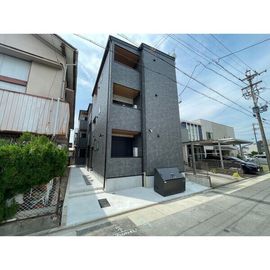 鶴里駅より徒歩5分 3階 築1年9ヶ月の賃貸物件