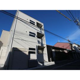 森下駅より徒歩10分 築7年7ヶ月 3階建の賃貸物件