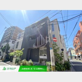 薬院駅より徒歩12分 築4年3ヶ月 3階建の賃貸物件