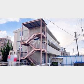 国府宮駅より徒歩3分 築29年8ヶ月 3階建の賃貸物件