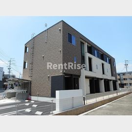 国府宮駅より徒歩14分 築6年9ヶ月 3階建の賃貸物件