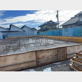 木曽川駅よりバス14分 1階 新築の賃貸物件