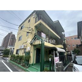 国府宮駅より徒歩3分 築33年5ヶ月 3階建の賃貸物件