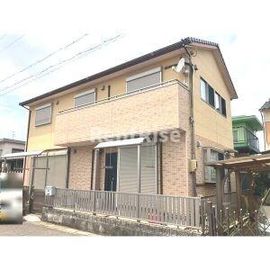 江南駅より徒歩9分 築17年10ヶ月 2階建の賃貸物件
