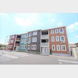 水戸駅より徒歩52分 築3年9ヶ月 3階建の賃貸物件