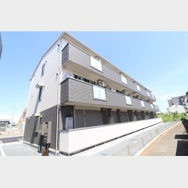 赤塚駅より徒歩14分 築5年 3階建の賃貸物件